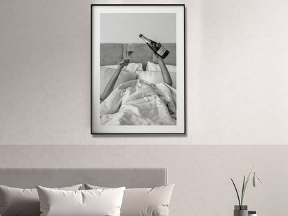 Wall Art 80cmx120cm Vintage Fashion Feminist Picture, Black Frame Canvas