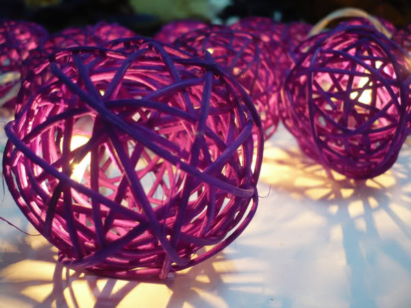 1 Set of 20 LED Cassis Purple 5cm Rattan Cane Ball Battery Powered String Lights Christmas Gift Home Wedding Party Bedroom Decoration Table Centrepiece