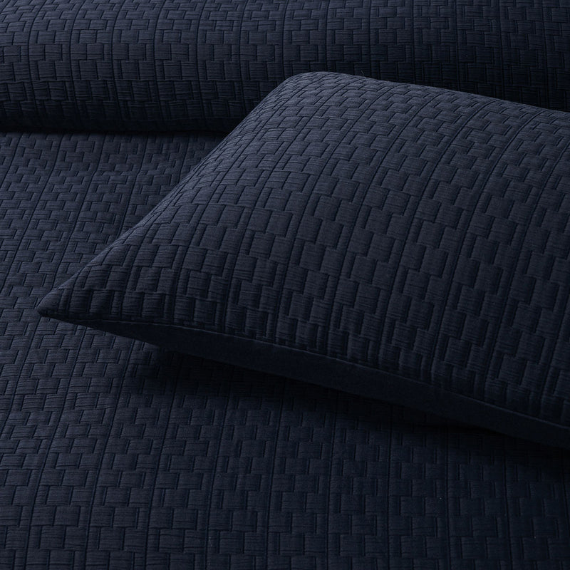 Bianca Burleigh Ink Jacquard Quilt Cover Set King