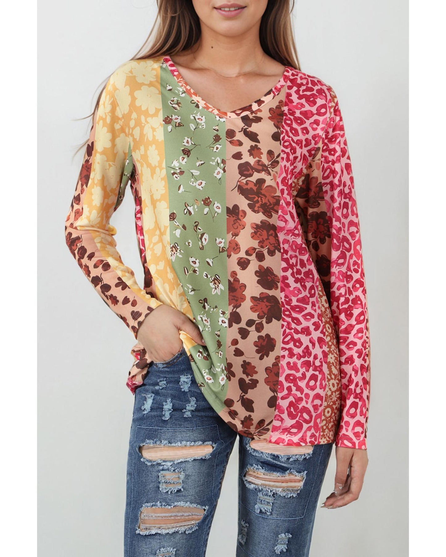 Azura Exchange Floral Leopard Mixed Print V Neck Long Sleeve Tee - M