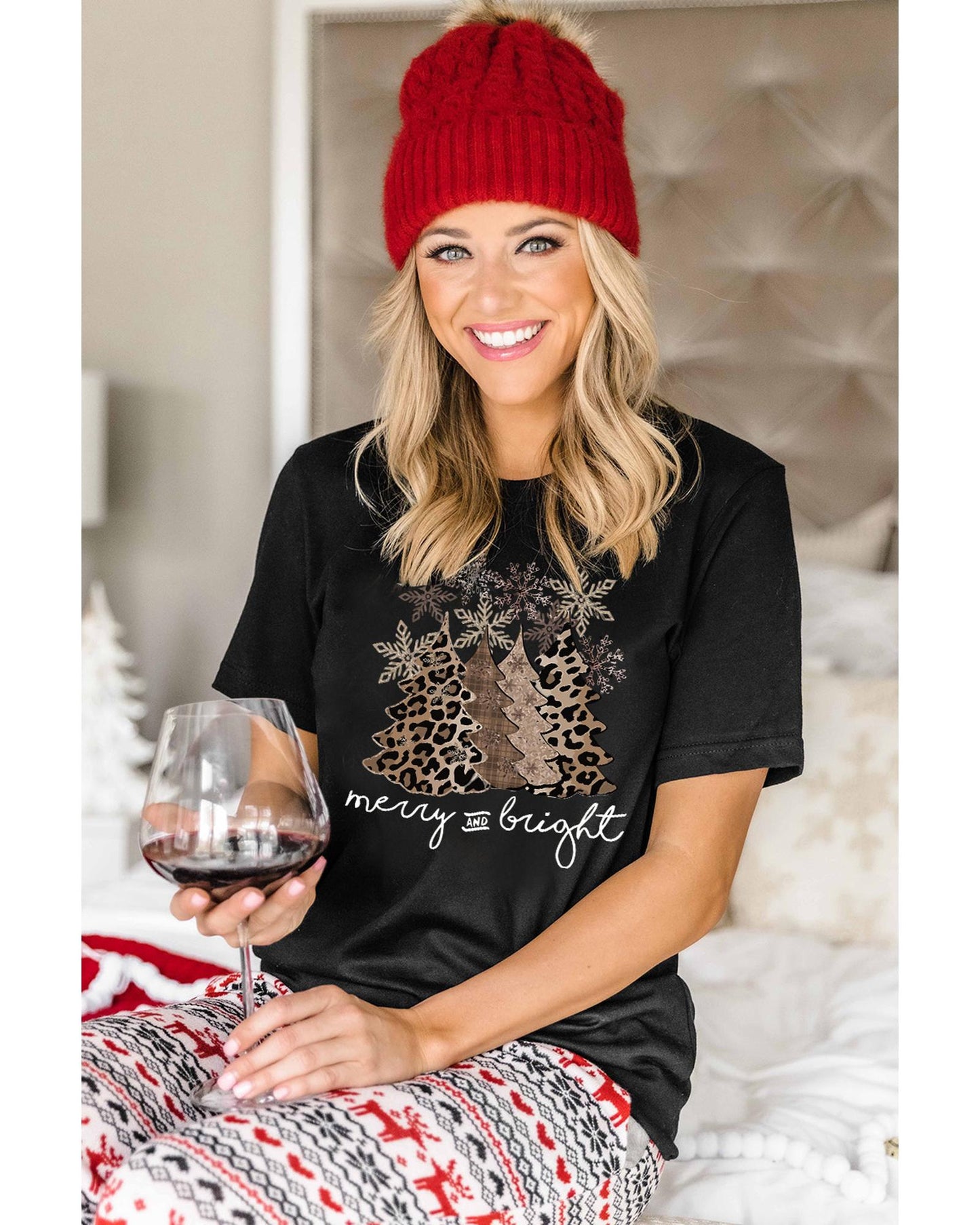 Azura Exchange Leopard Christmas Tree Graphic Print T-Shirt - M