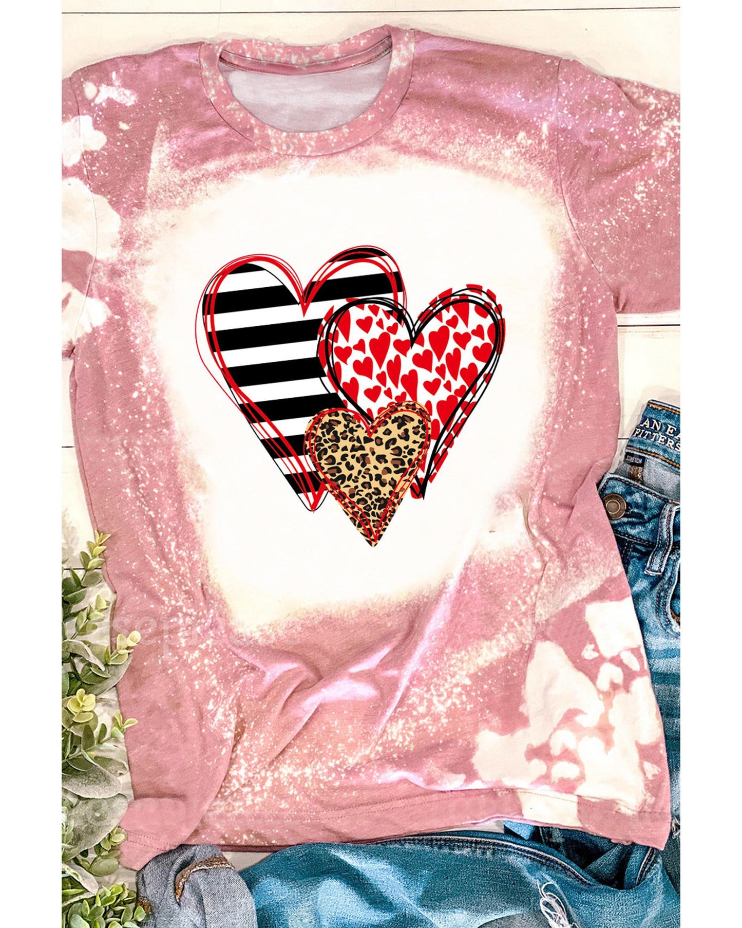 Azura Exchange Heart Shaped Contrast Short Sleeve T Shirt - L