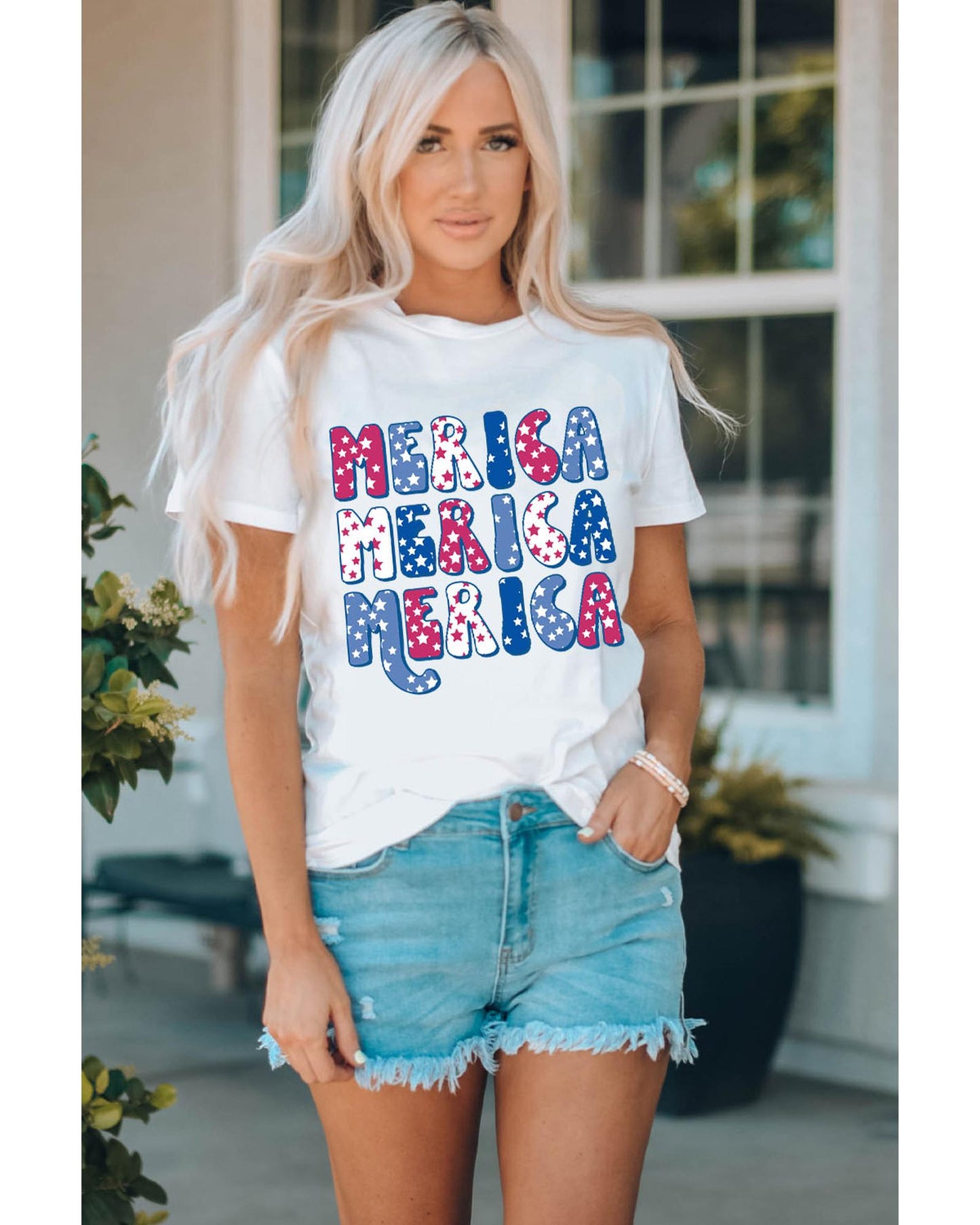 Azura Exchange Graphic Tee with MERICA Flag Element - M