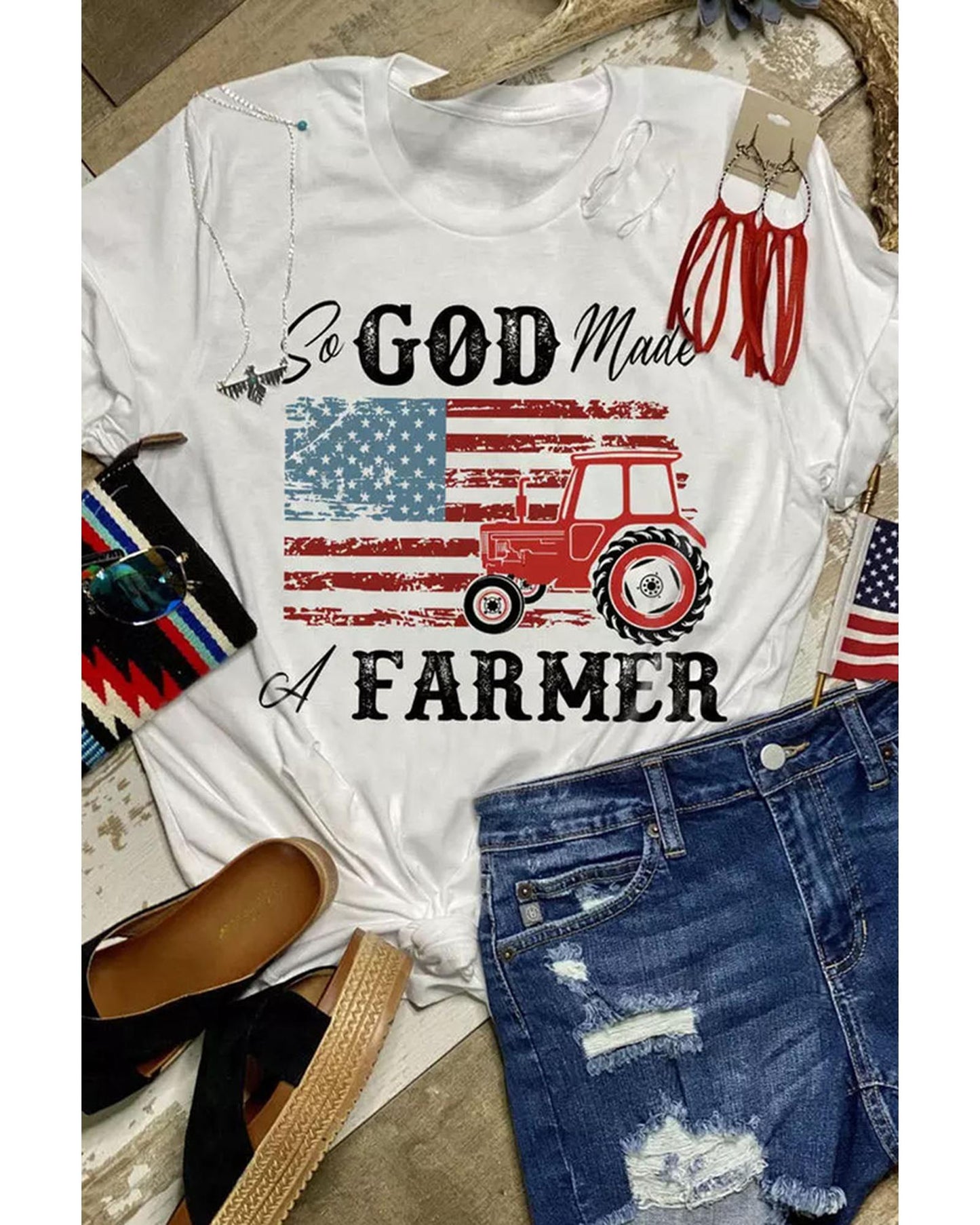 Azura Exchange Graphic Tee with a Farmer-inspired Design - L