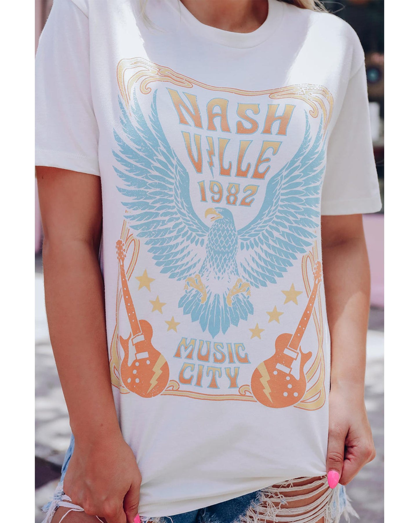 Azura Exchange Nashville 1982 Eagle Graphic Print T-Shirt - M