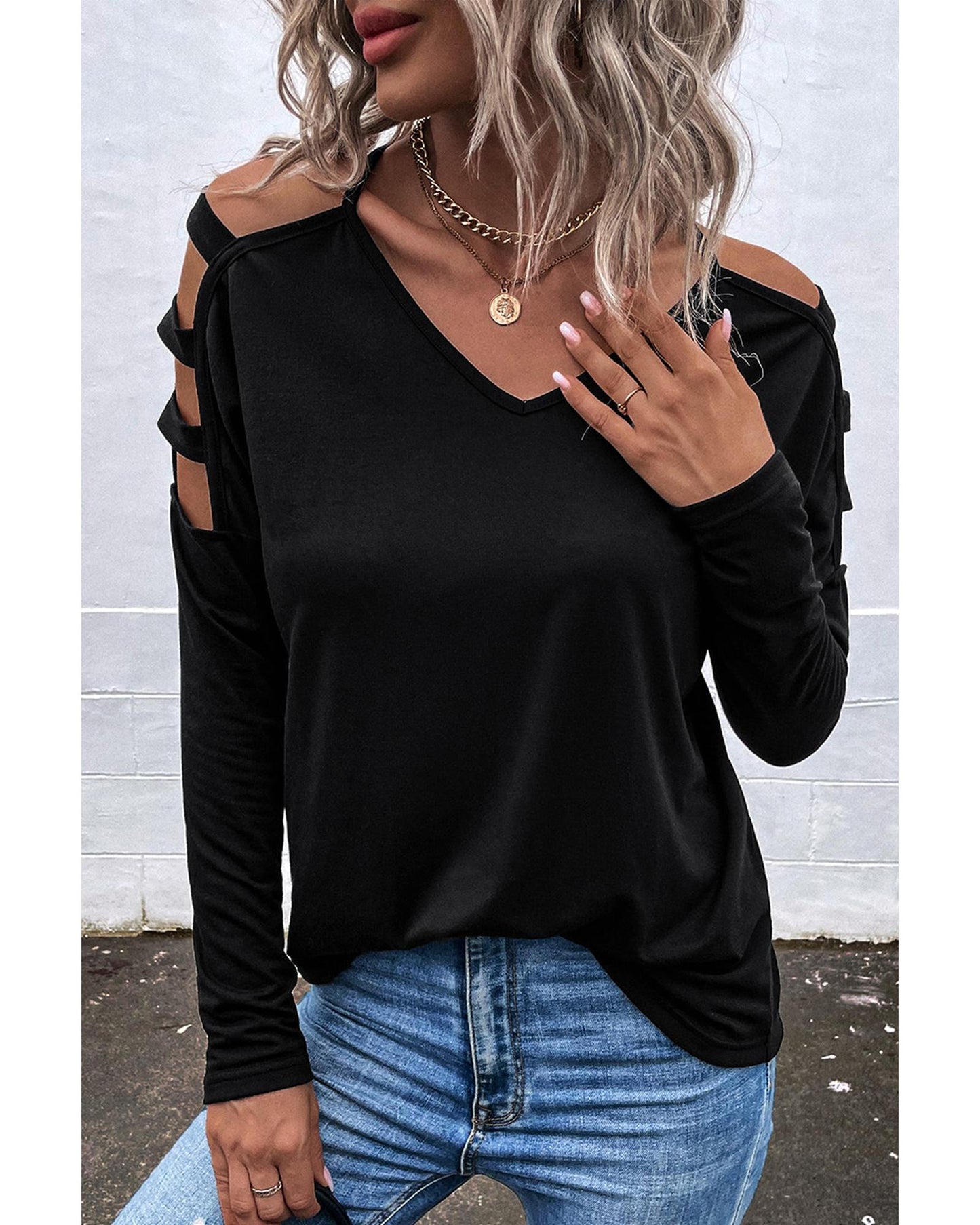 Azura Exchange Cold Shoulder Cut Out Long Sleeve Top - L