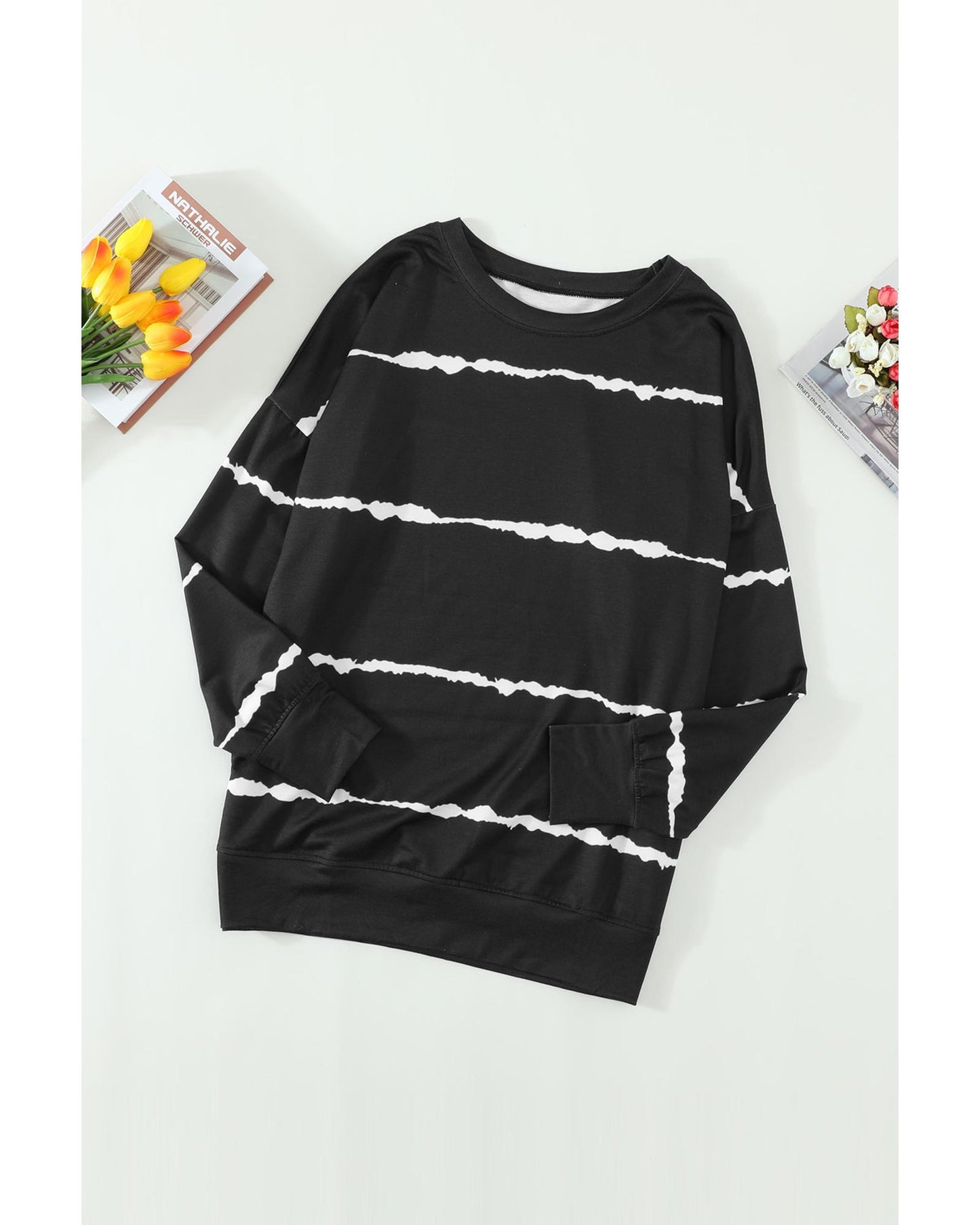 Azura Exchange Abstract Striped Long Sleeve Sweatshirt - 2XL