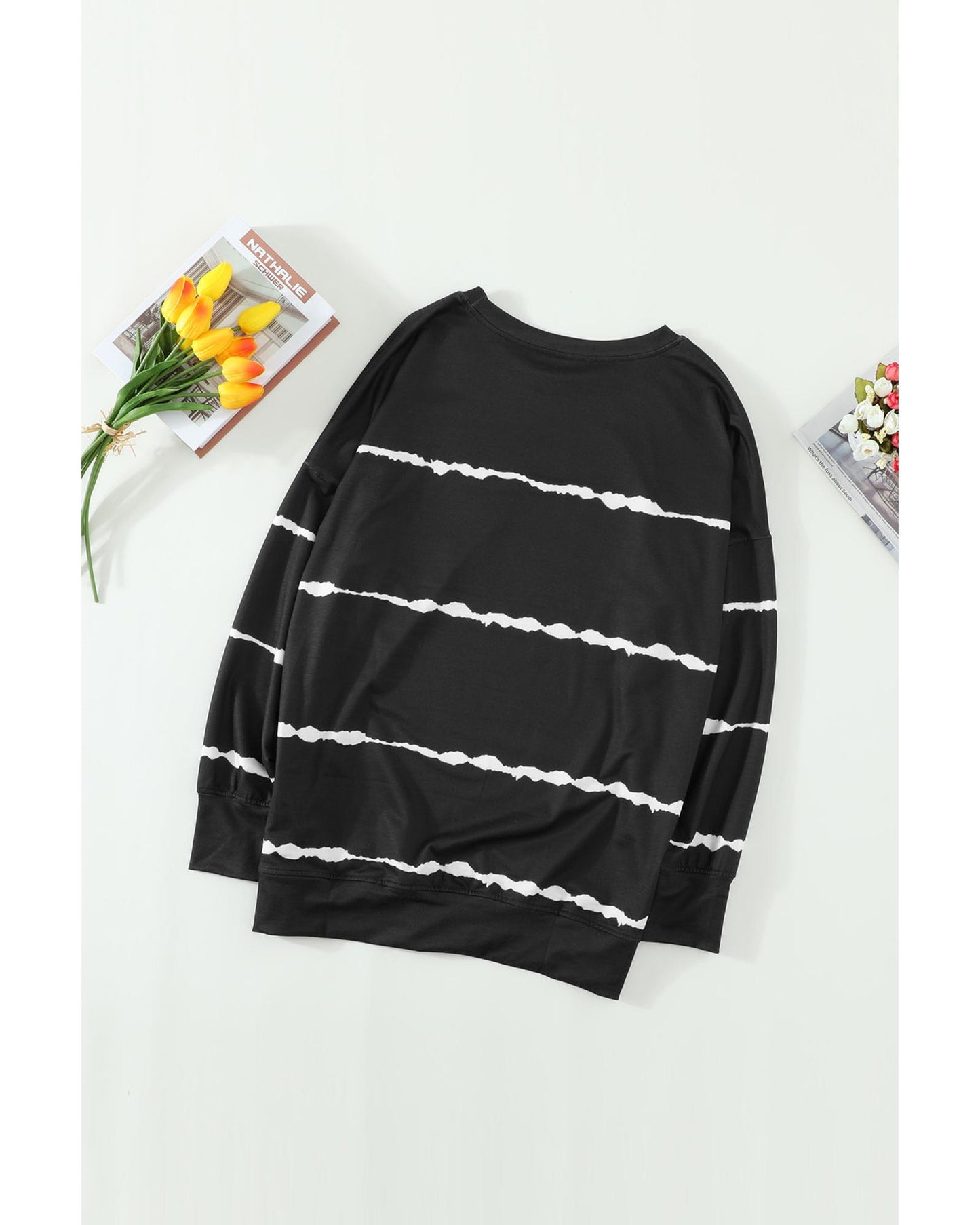 Azura Exchange Abstract Striped Long Sleeve Sweatshirt - 2XL