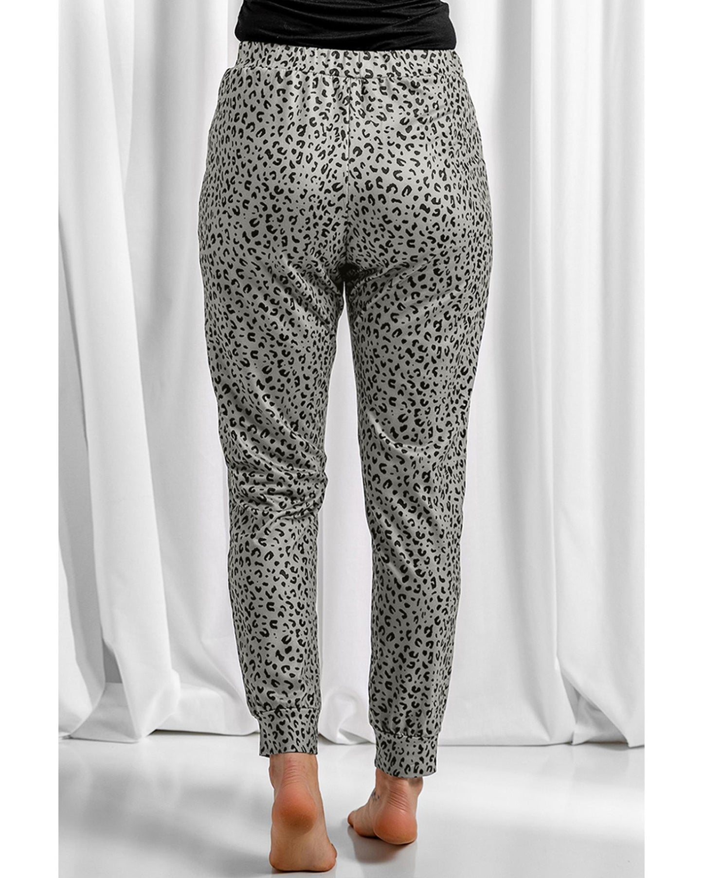 Azura Exchange Breezy Leopard Joggers - M