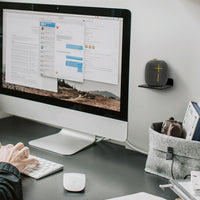 Wall-mounted Bluetooth Speaker Bracket with Phone Charging - White