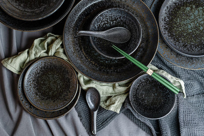 Plate High Rim 22cm Black Pearl Glaze