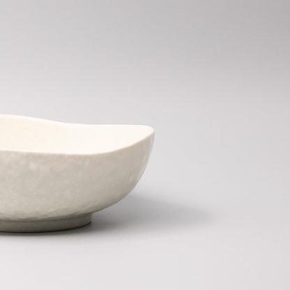 Bowl Organic Shape 20cm Kanso Soft White Glaze