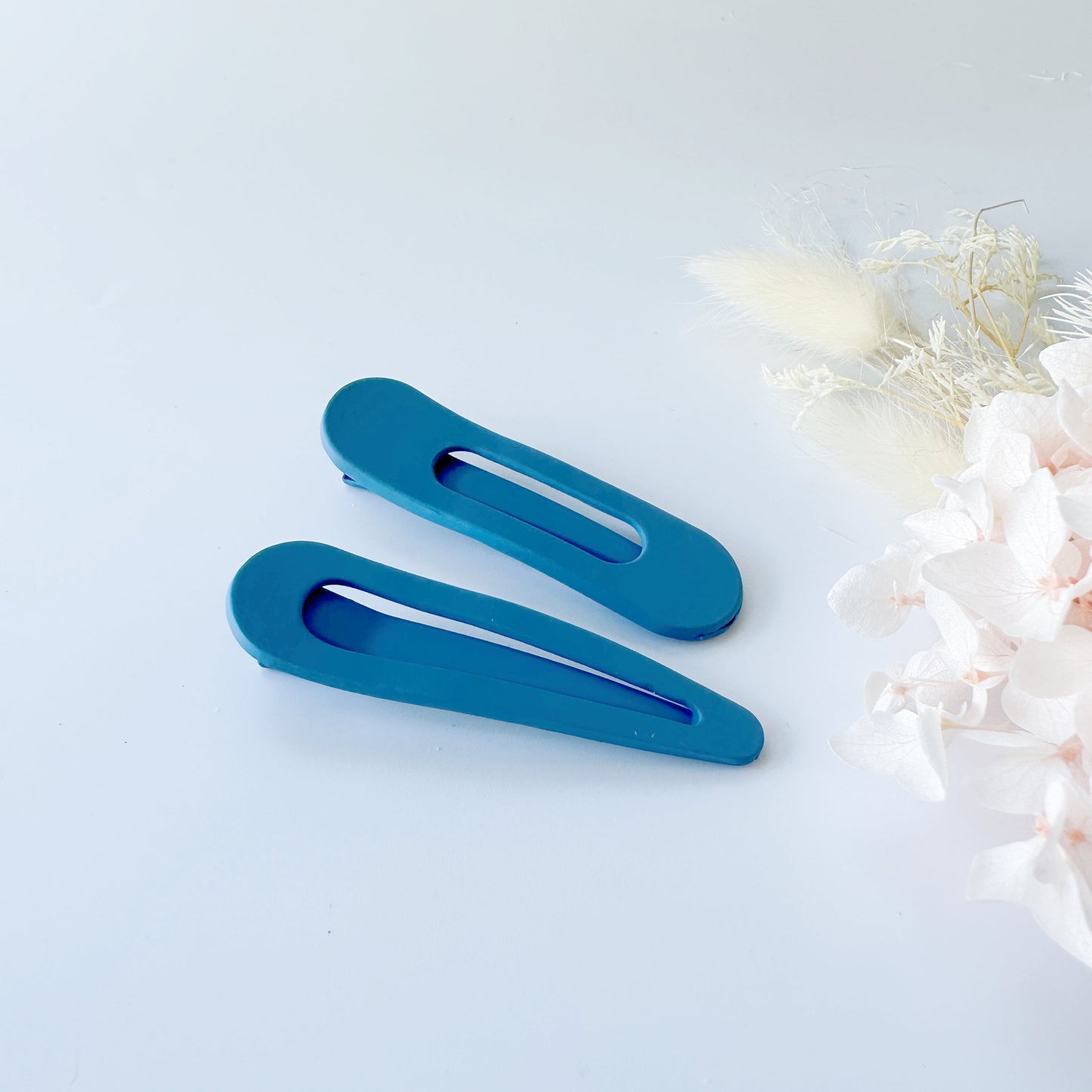 MANGO JELLY Large Pastel Coated Hair Clips -Blue - Twin Pack