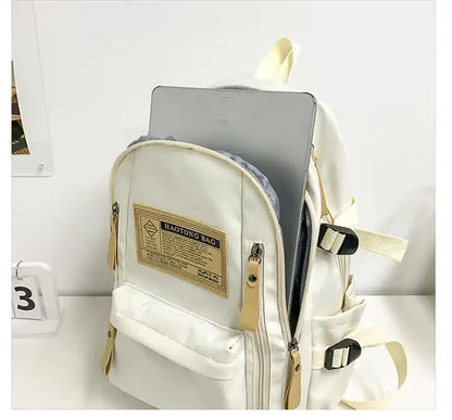 White Stylish and Simple Backpack for High School and College Students – Trendy Women’s Casual Backpack for Travel and Daily Use