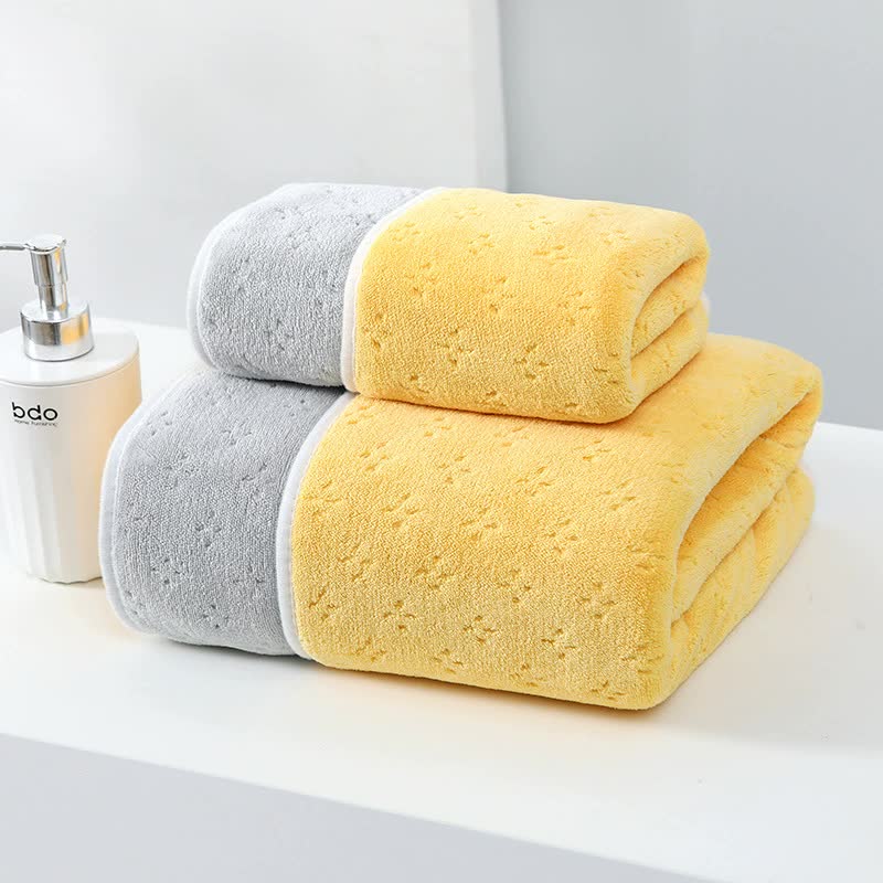 Yellow-gray Oversized Double-Sided Coral Fleece Bath Towel | Soft and Absorbent, Thick & Warm, 70x140cm