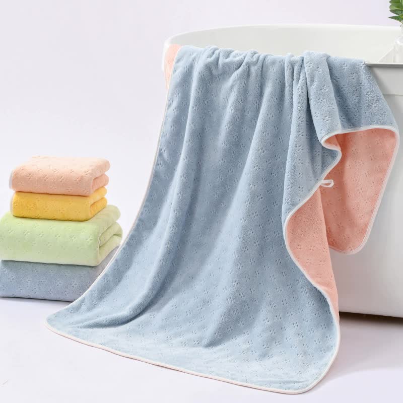 Blue-pink Oversized Double-Sided Coral Fleece Bath Towel | Soft and Absorbent, Thick & Warm, 70x140cm