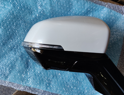 White/Black (Please tell the supplier which color) 5 +1 Wire LH 2022 and before Great Wall Haval H6 Edition Electric Folding Steering Car Rearview Assembly Exterior Mirrors